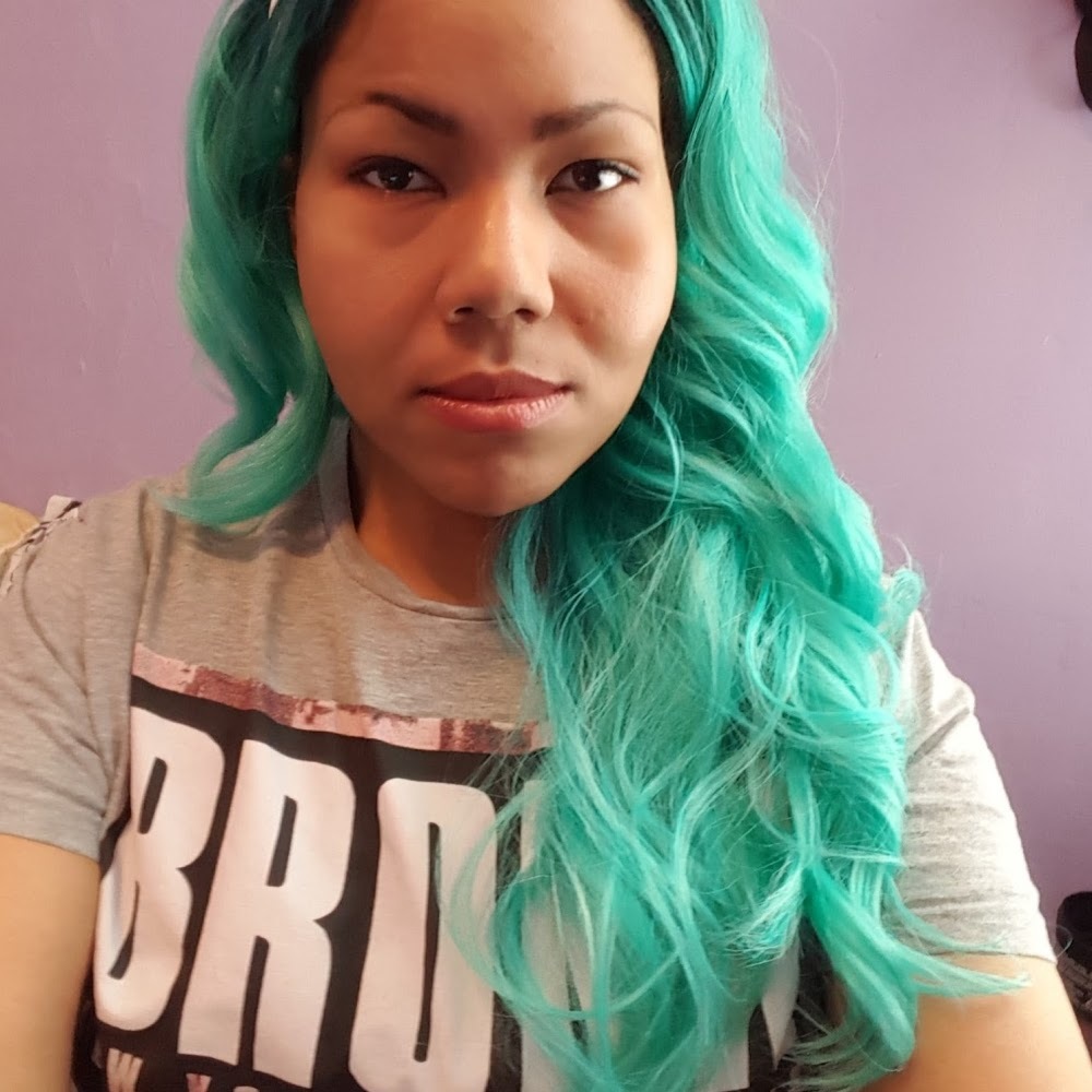 Meet your Posher, Tiffany